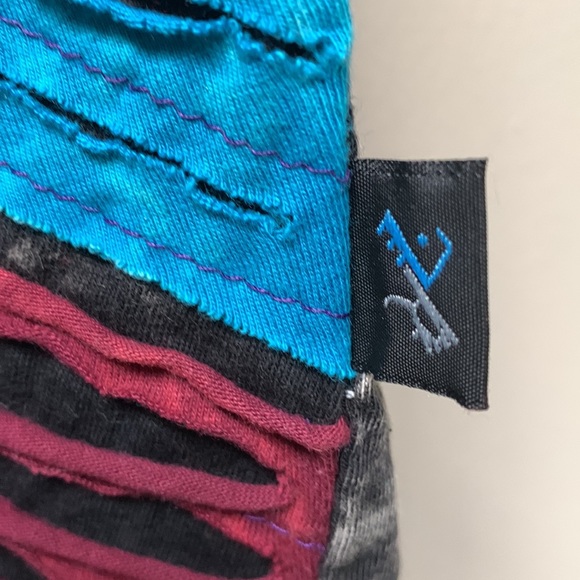 LEOPARDS & ROSES - Picture 3 of 7